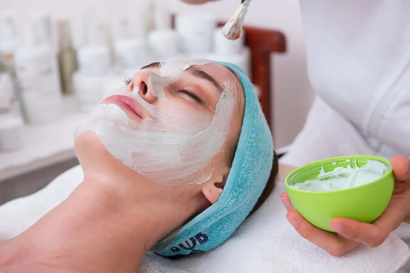 Gesichtspflege für empfindliche Haut: Die ultimative Hautpflege-Routine